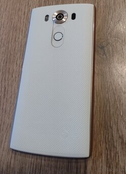 LG V10 - 5