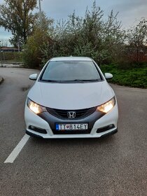 Predam Honda Civic 5dr 2012 2.2tdi - 5