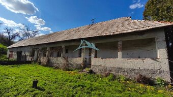 Pozemok (3171 m2 ) so starým domom na ul. Št. Tučeka vo Veľk - 5