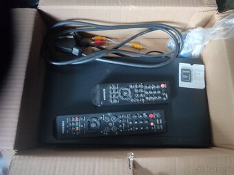 Dvd 4 x, domáce kino Panasonic,2x Subwoofer Panasonic - 5