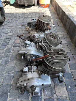 ČZ 175 250 motor - 5