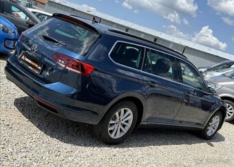 Volkswagen Passat 2,0 TDI 110kW DSG NAVI 2023 nafta automat - 5