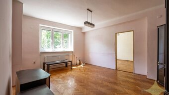 Exkluzívne na predaj 4izbový byt o výmere 87m2 v pôvodnom st - 5
