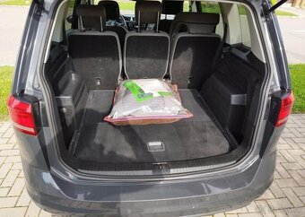 Volkswagen Touran 1,6 TDI nafta manuál 81 kw - 5