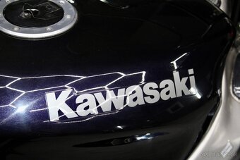 Kawasaki Ninja ZX-7R - 5