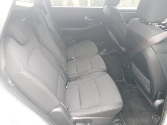 Kia Carens 1.7 CRDi combi - 5