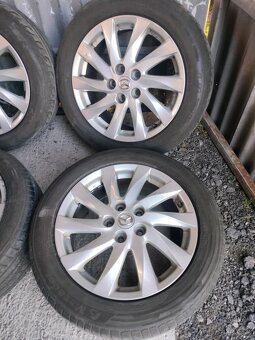 4ks alu disky orig. Mazda 5x114,3 R17 pneu 215/55 5mm - 5