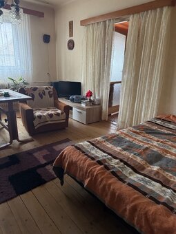 Na predaj rodinný dom v pôvodnom stave, Iža - 5