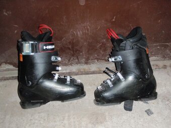 Head Next Edge č.40-40,5 - 5