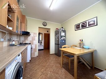 2-IZB.BYT S GARÁŽOU A VLASTNÝM KÚRENÍM - SAMUELA JURKOVIČA, - 5