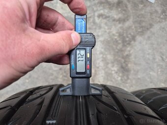235/50 r18 letné 4 ks HANKOOK dezén 7,7 - 7 mm DOT2019 - 5
