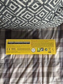 Nintendo 3DS XL Pikachu Edition - 5