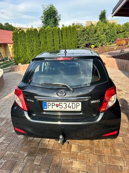 Toyota yaris 1.3 - 5
