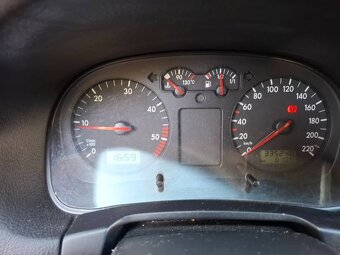 Eladó (Predám) Golf 4 1.9TDI 66KW - 5