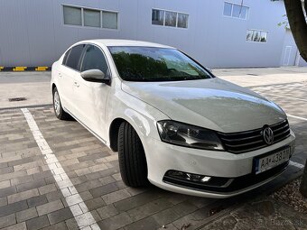 Volkswagen Passat - 5