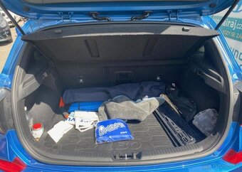 Hyundai i30 1.4 - PREMIUM - NÍZKÉ KM - 5
