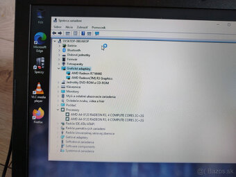 notebook Lenovo IdeaPad - 15.6" AMD A4, 8GB, 2x VGA, SSD - 5