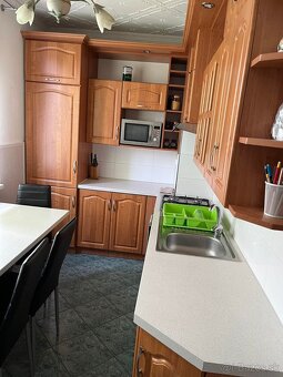 REZERVOVANÉ - 2 - izb. byt v centre Bardejova - 5