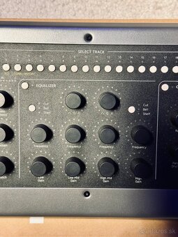 Daw controller Softube console 1 mk2 - 5