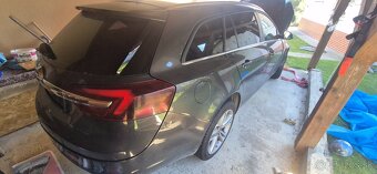 Opel insignia 88kw 2.0 - 5