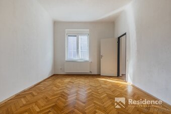 REZERVOVANÉ 3 izbový byt s pozemkom a parkovacím státím v sk - 5