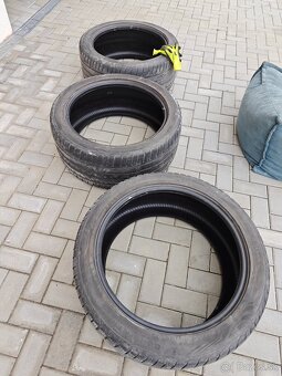 Pneumatiky 285/40 R21 - 5