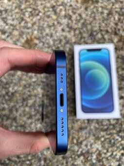 iPhone 12 mini - baterie 100% blue - 5