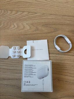 Apple AirPods Pro 2 - 5