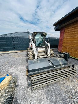 Predám BOBCAT S300H (highflow prietok 160L za min),2006,58kw - 5