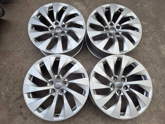 5x112 r18 ET26 x 8J elektróny originál AUDI - 5