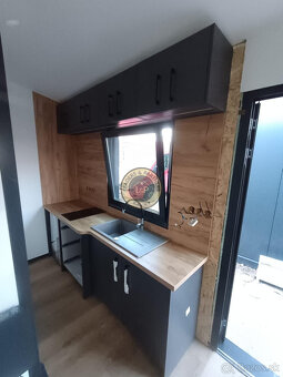 NA PREDAJ - MONTOVANÝ DOM 8x3m - 5
