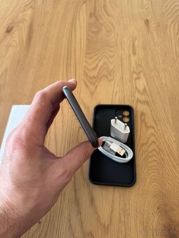 Iphone 11 Black 128 gb v záruke - 5