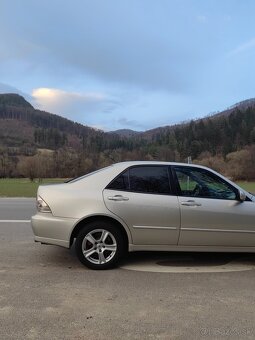 Lexus IS200 - 5