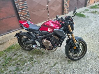 Honda CB650R - 5