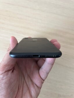 Apple iPhone 7 32Gb - 5