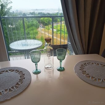 Prenájom 1 izb. bytu s garážou, pivnicou, vrátane energií - 5