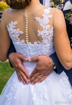 Svadobné šaty - predám - 5