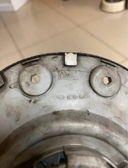 Stredové krytky kolesa Ford Focus ST170 - 5
