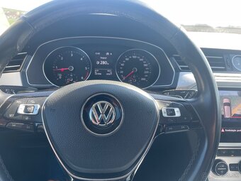 Volkswagen Passat kombi 2l DSG/7 110kw  2018 - 5