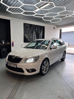 Škoda Octavia Combi RS II - 2.0TSi - 5