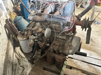 Motor Zetor 25 - 5