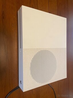 Xbox one S - 5