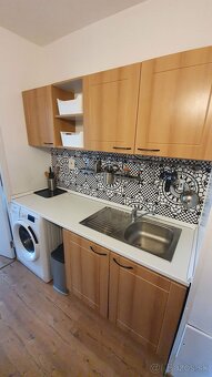 Skalica-Na Prenájom-Zariadená Garsónka s Balkónom-400€ - 5