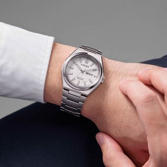NOVÉ pánske náramkové hodinky Citizen AW0130-85A - 5