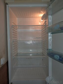 Chladnička s mrazničkou - 5
