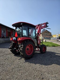 Traktor TYM 5025C s čelným nakladačom - 5