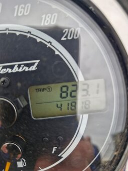 Predám TRIUMPH Thunderbird 1700LT 69kW - 5