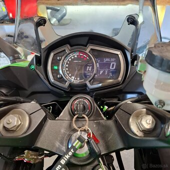 Kawasaki Z1000SX - 5