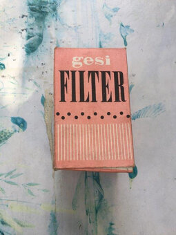 predám puklicu a olejový filter na škoda 100 - 5