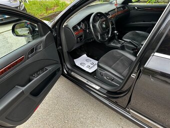 Škoda Superb ELEGANCE 2,0 TDi, 2012, 103 kW , M6 - 5
